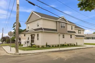 81 Derby Rd, Revere, MA 02151 - Photo 37