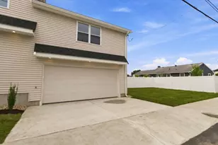 81 Derby Rd, Revere, MA 02151 - Photo 31