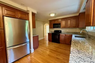 54-56 Noble St, Newton, MA 02465 - Photo 7