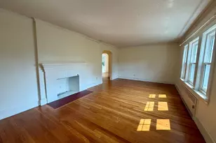 54-56 Noble St, Newton, MA 02465 - Photo 5
