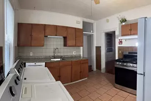 427 Winthrop St, Winthrop, MA 02152 - Photo 3