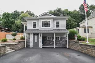 102 Lake Shore Dr, West Brookfield, MA 01585 - Photo 1