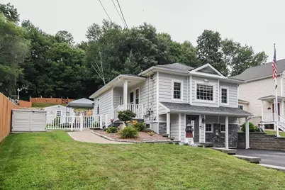 102 Lakeshore Dr, West Brookfield, MA 01585 - Photo 3
