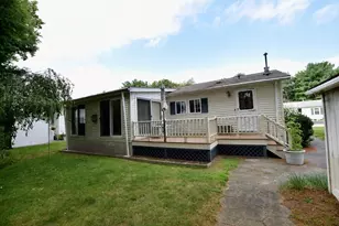 12 Trailwood Dr, Bridgewater, MA 02324 - Photo 27