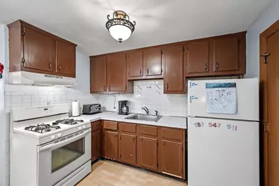 100 Magnolia Ave #22, Lynn, MA 01904 - Photo 7