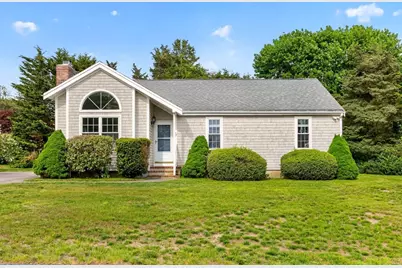 27 Bellavista Dr, Bourne, MA 02559 - Photo 1