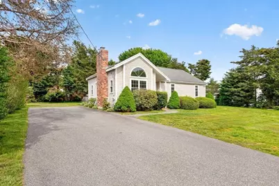 27 Bellavista Dr, Bourne, MA 02559 - Photo 3
