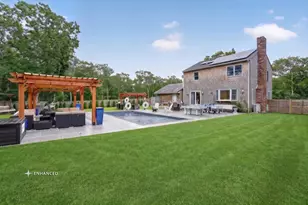 105 Whalers Walk, Edgartown, MA 02539 - Photo 3