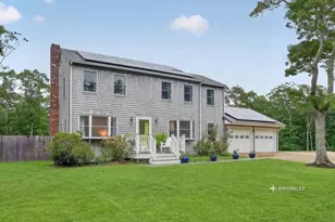 105 Whalers Walk, Edgartown, MA 02539 - Photo 5