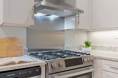 621 High St, Medford, MA 02155 - Photo 5