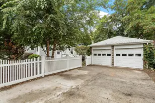 621 High St, Medford, MA 02155 - Photo 27