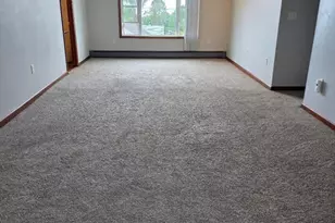 213 Dwelly St, Fall River, MA 02724 - Photo 7