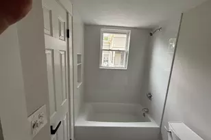 22 Pleasant St, Fitchburg, MA 01420 - Photo 35
