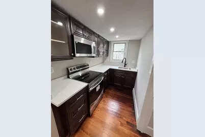22 Pleasant St, Fitchburg, MA 01420 - Photo 3