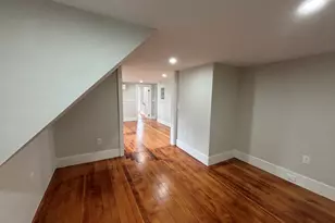 22 Pleasant St, Fitchburg, MA 01420 - Photo 25