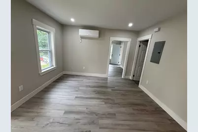 22 Pleasant St, Fitchburg, MA 01420 - Photo 19