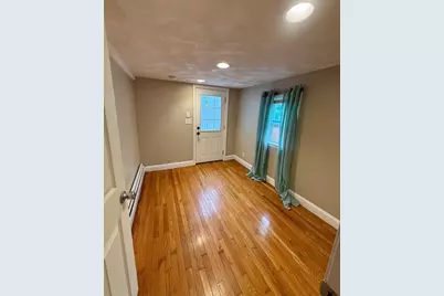 16 Lynn St, Peabody, MA 01960 - Photo 13