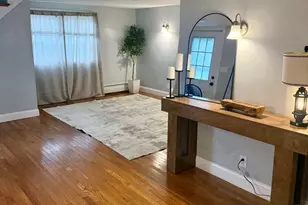 16 Lynn St, Peabody, MA 01960 - Photo 7