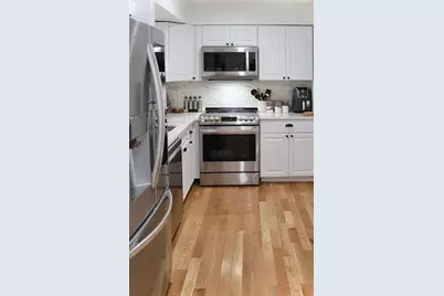 233 Lake St #D, Weymouth, MA 02189 - Photo 3