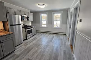 10 Pratt St, Salem, MA 01970 - Photo 7