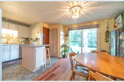 8 Keegan #E, Greenfield, MA 01301 - Photo 3
