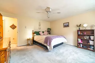 8 Keegan, Greenfield, MA 01301 - Photo 15