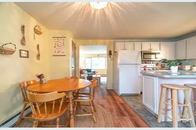 8 Keegan #E, Greenfield, MA 01301 - Photo 9