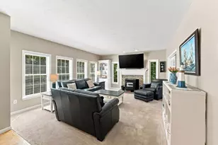 13 Larkin Ln, Hopedale, MA 01747 - Photo 9