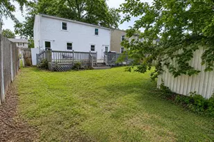 75-77 Tulsa St, Springfield, MA 01118 - Photo 11
