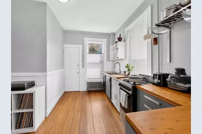 41 Walnut St #1R, Somerville, MA 02143 - Photo 3