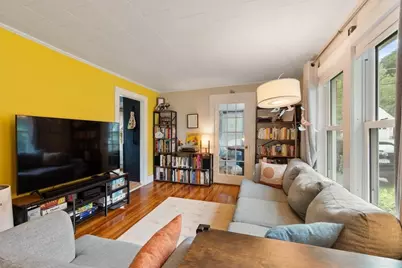 2 Coolidge St, Westford, MA 01886 - Photo 5