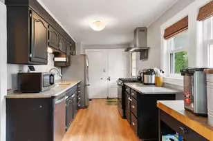 2 Coolidge St, Westford, MA 01886 - Photo 9