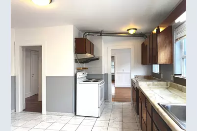 40 Almont St #2, Medford, MA 02155 - Photo 5