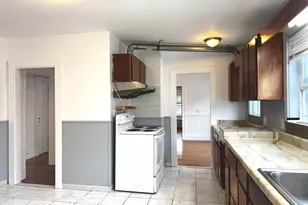 40 Almont St, Medford, MA 02155 - Photo 5