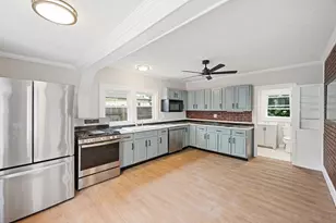 4 Pollard Ave, Lowell, MA 01850 - Photo 11