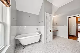 39 Ainsworth St, Boston, MA 02131 - Photo 15