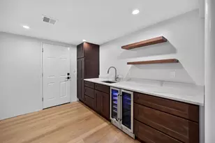 409 Pearl St, Reading, MA 01867 - Photo 33