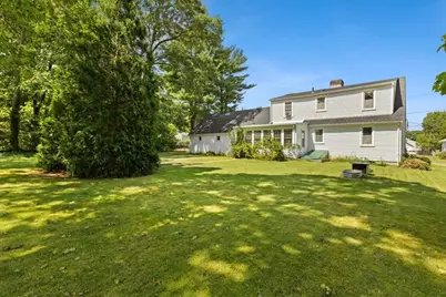 14 Whitehill St, Taunton, MA 02780 - Photo 5