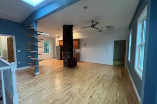 7 Mullins Ct, Cambridge, MA 02141 - Photo 3