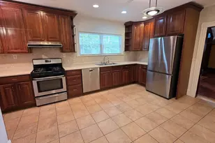 547 Talbot Ave, Boston, MA 02124 - Photo 7