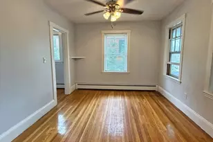 1186 Chestnut St, Newton, MA 02464 - Photo 11