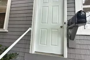 1186 Chestnut St, Newton, MA 02464 - Photo 3