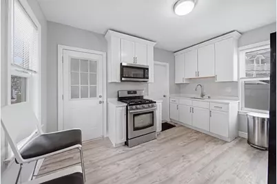 48 Washington St, Lawrence, MA 01841 - Photo 9