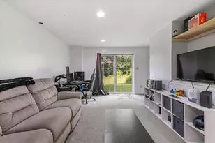 140 Burrage St, Lunenburg, MA 01462 - Photo 31