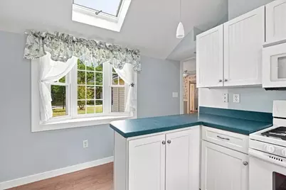 2 Bartlett Ave, Duxbury, MA 02332 - Photo 5