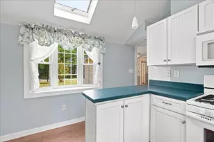 2 Bartlett Ave, Duxbury, MA 02332 - Photo 5