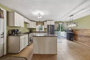 4 Olive Dr, Leominster, MA 01453 - Photo 5