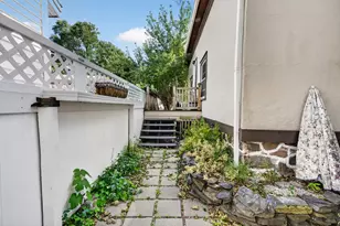 103 B St, Lowell, MA 01851 - Photo 41