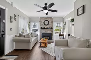 103 B St, Lowell, MA 01851 - Photo 13