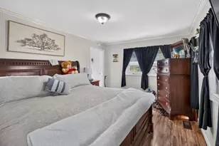 103 B St, Lowell, MA 01851 - Photo 21